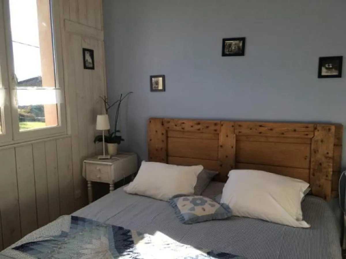 Tour-de-Faure Chambres D'Hotes La Combe De Redoles בית הארחה