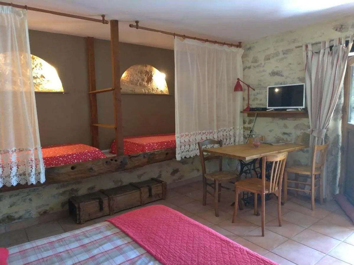 Chambres d'hôtes La Combe de Redoles Tour-de-Faure France