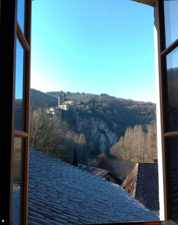 Chambres d'hôtes La Combe de Redoles Tour-de-Faure 0*,