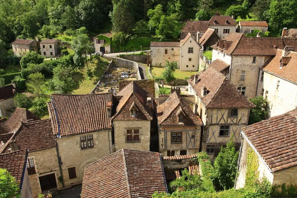 Chambres d'hôtes La Combe de Redoles Tour-de-Faure Maison d'hôtes