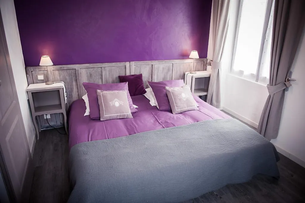 Tour-de-Faure Chambres D'Hotes La Combe De Redoles בית הארחה