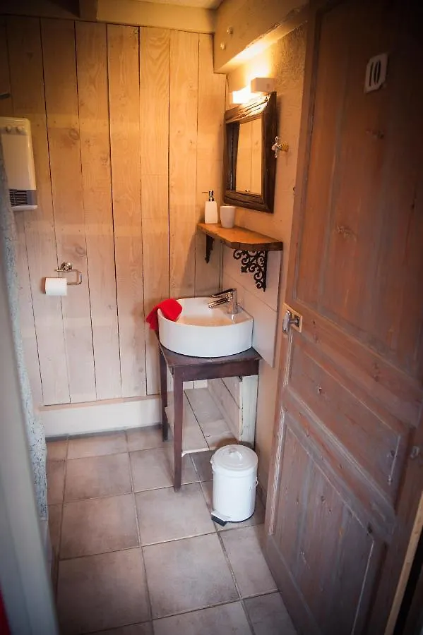 בית הארחה Tour-de-Faure Chambres D'Hotes La Combe De Redoles