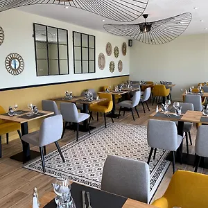 2* Hotel Logis - Le Bellaroc - 2 Etoiles Et Restaurant