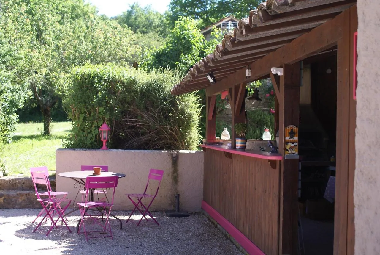 Chambres D'Hotes La Combe De Redoles Tour-de-Faure 0*,