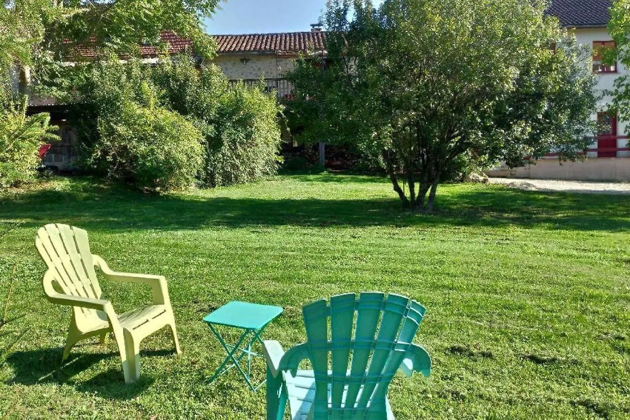 Chambres D'Hotes La Combe De Redoles Tour-de-Faure Guest house