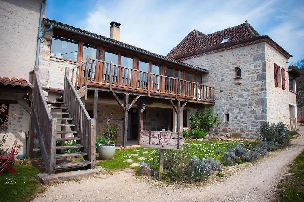 Guest house Chambres D'Hotes La Combe De Redoles Tour-de-Faure