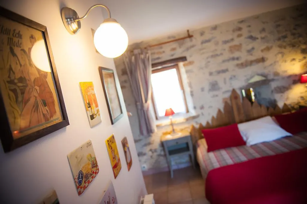 Chambres D'Hotes La Combe De Redoles Tour-de-Faure